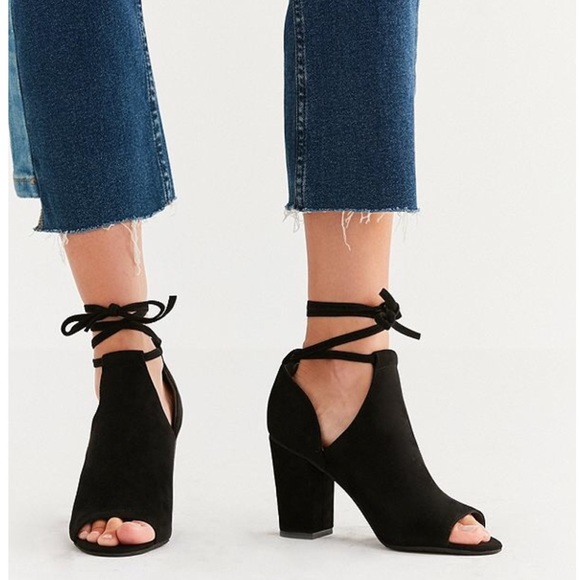 NIB Black Fierce Vegan Lace Up Peep Toe Bootie - Picture 2 of 4